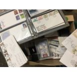 A collection of first day cover, some in albums, badges, etc. (A lot)
