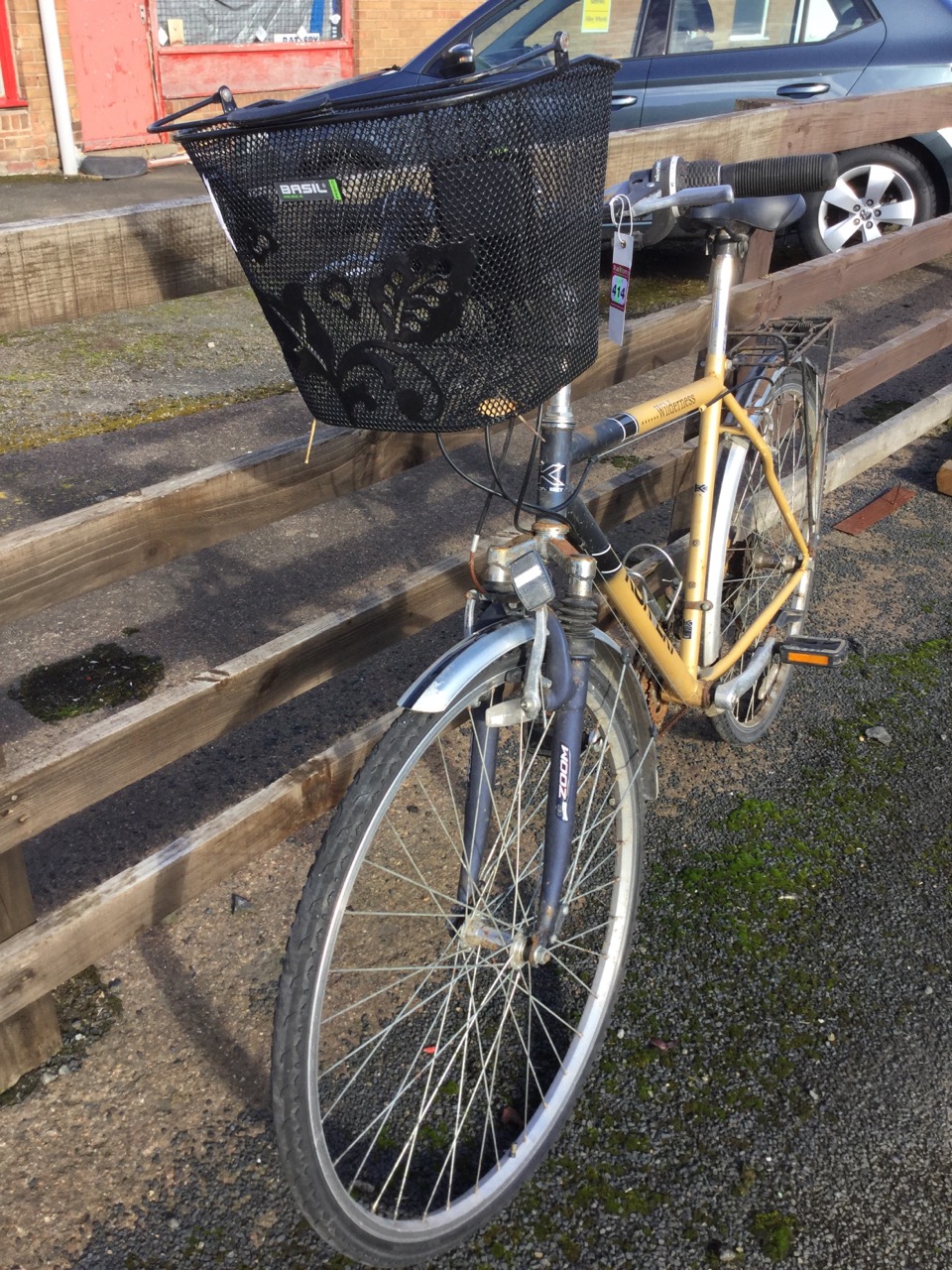 A Konekt Wilderness bicycle with pannier to front, having Microshift gears, sprung forks, padded - Image 2 of 3