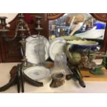 Miscellaneous items including a set of three Maling grammar school blue & white plates, a frosted