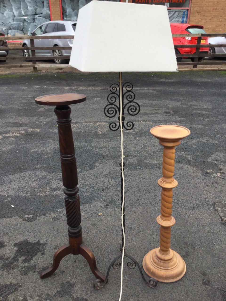 A Victorian mahogany jardinière stand with circular platform on turned & twisted column with