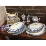 Miscellaneous blue & white ceramics including a Royal Cauldon part dinner set decorated with