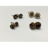 Four pairs of gold earrings