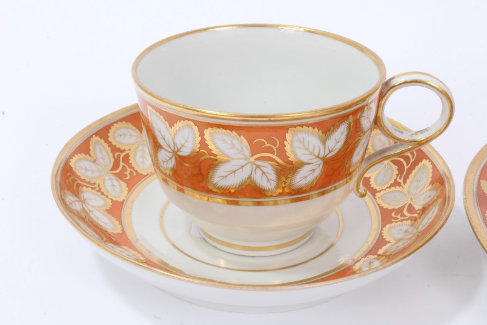 Attractive pair early 19th century Barr Worcester teacups and saucers... - Image 2 of 8