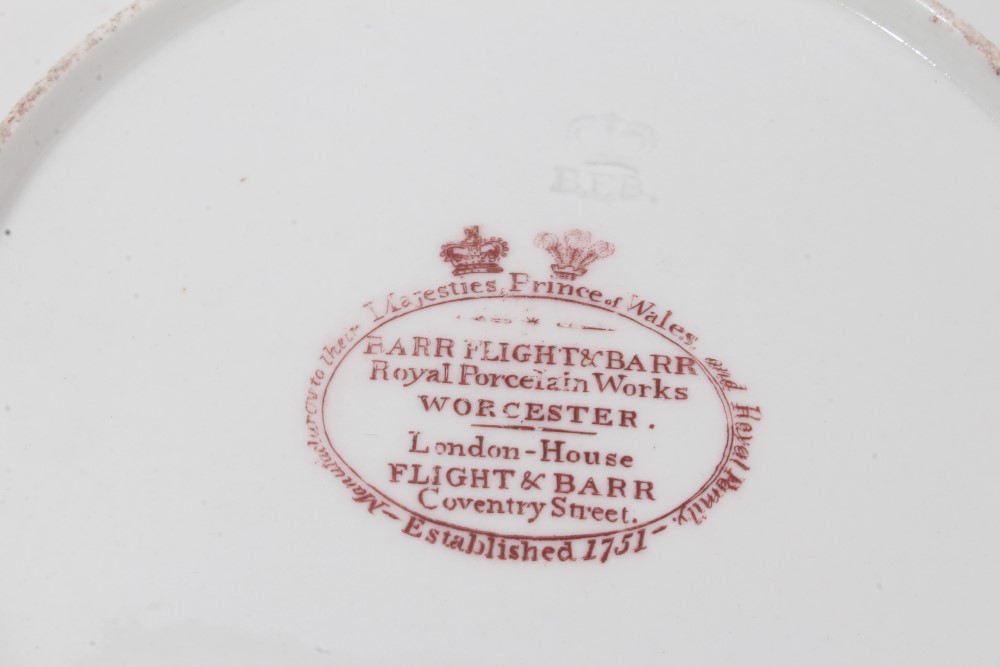Attractive pair early 19th century Barr Worcester teacups and saucers... - Image 8 of 8