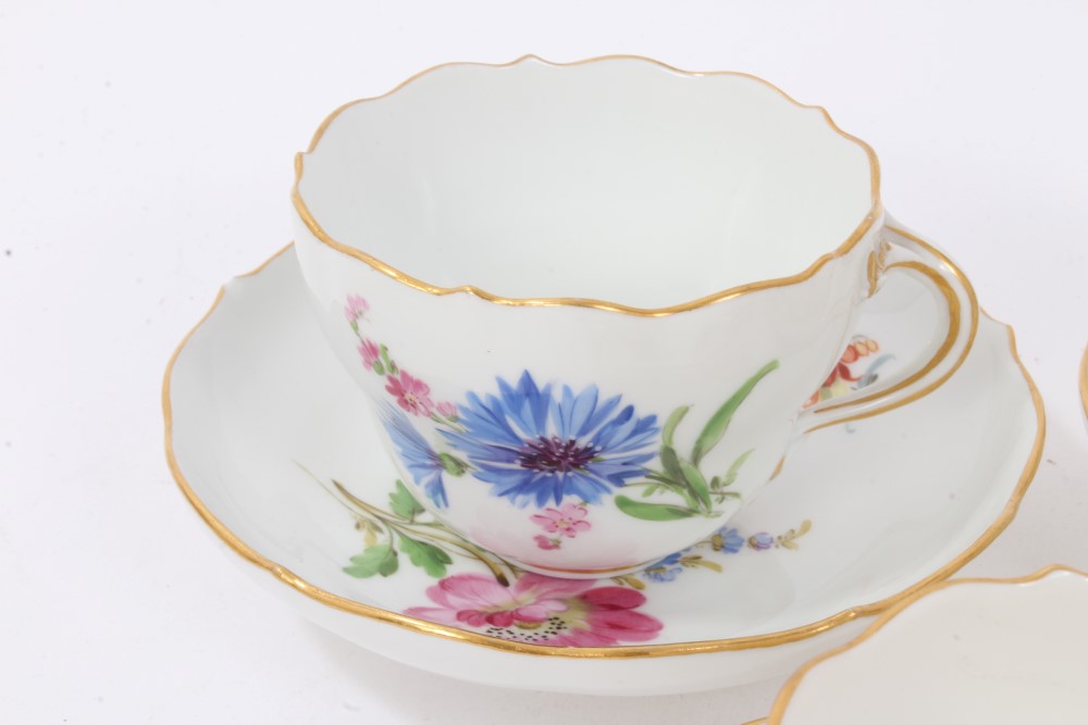 Set of six 19th century Meissen floral painted cups and five saucers - Image 5 of 15