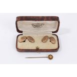 Pair 9ct gold cufflinks in fitted case and Victorian gold stick pin