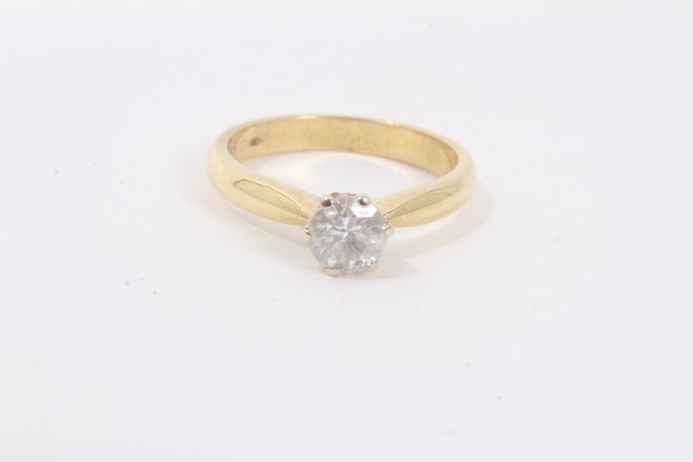 18ct gold diamond single stone ring