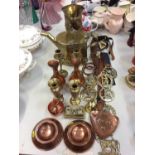 Group horse brasses, other brass ware and copper items