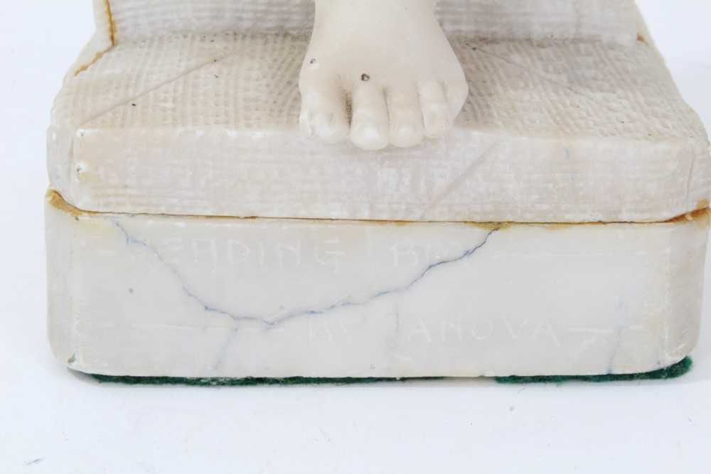 19th century Continental carved white marble figure of a putto reading a book - Image 2 of 5