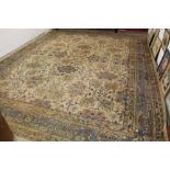 Impressive large Heriz design wool carpet