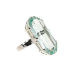 Ladies single aquamarine cocktail ring