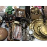 Quantity brass and other metal ware