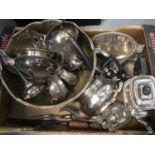 Silver plated bunch bowl, silver plated tea/coffee sets and other plated ware