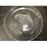 Fine quality engraved glass dish, decorated with an otter