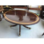 Good Quality reproduction mahogany oval dining table by Redman & Hales with inlaid band of burr waln