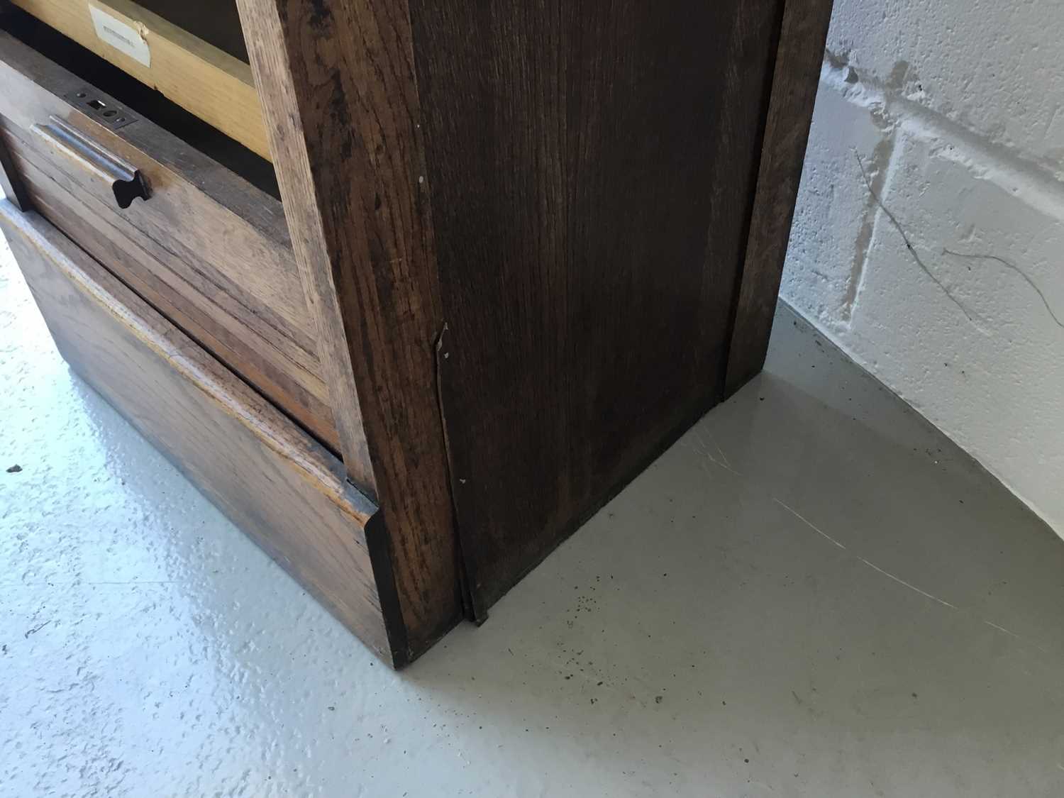 Edwardian oak stationary / filing cabinet with nine sliding shelves, enclosed by tambour shutter doo - Image 3 of 3