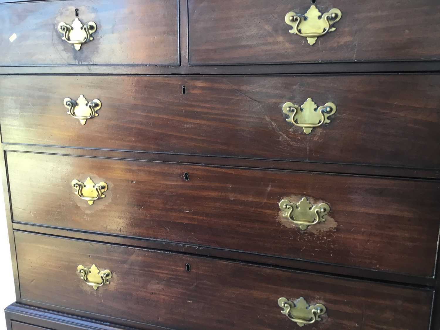 George III Mahogany Chest on chest, with two short and six long draws, brass swan neck handles, on b - Image 4 of 4