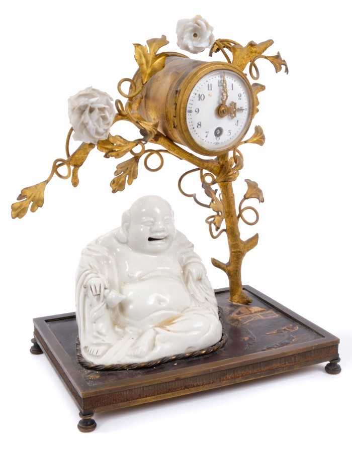 Unusual 19th century French desk clock in the Louis XV style, with ormolu branch on chinoiserie orna - Image 2 of 7