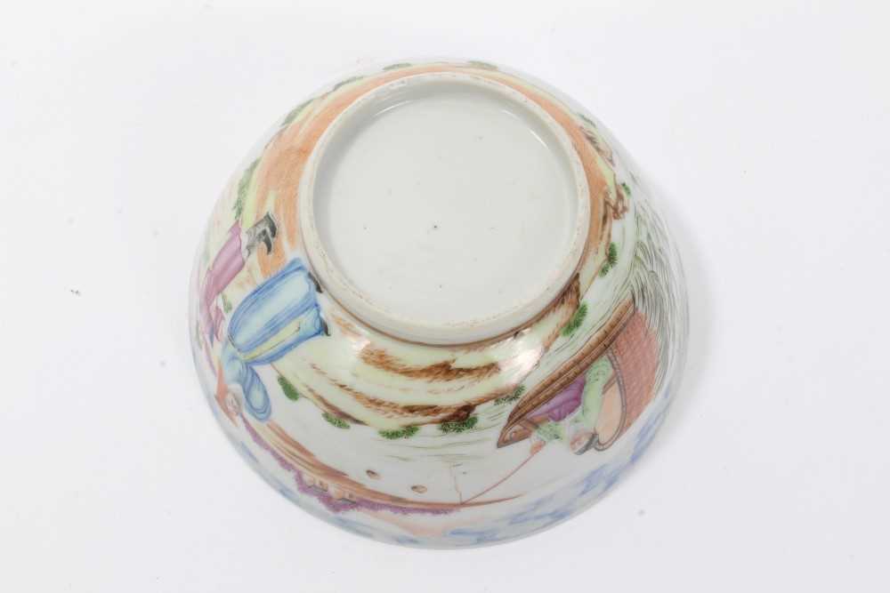 Chinese porcelain items - Image 10 of 23