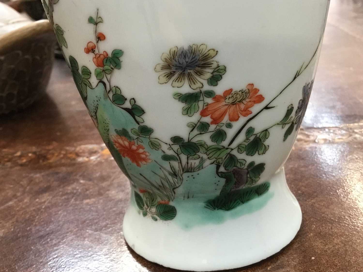 Chinese famille verte porcelain baluster vase - Image 6 of 10