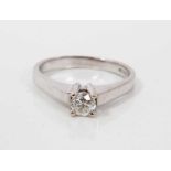 Single stone diamond ring