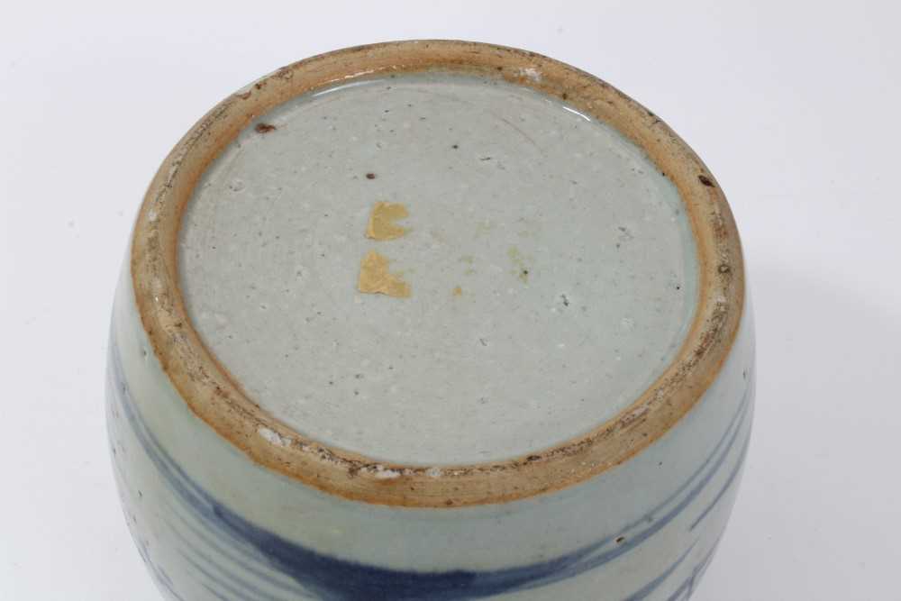 Chinese porcelain items - Image 23 of 23