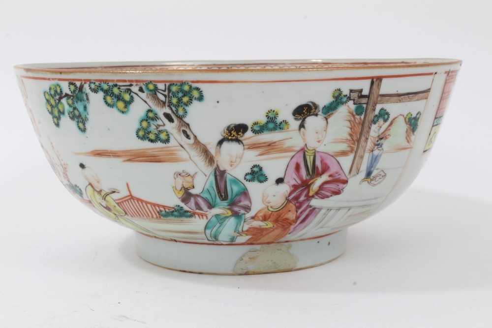 Group of 18th century Chinese porcelain - Image 19 of 28