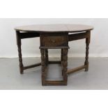 Late 17th/early 18th century oak gateleg table