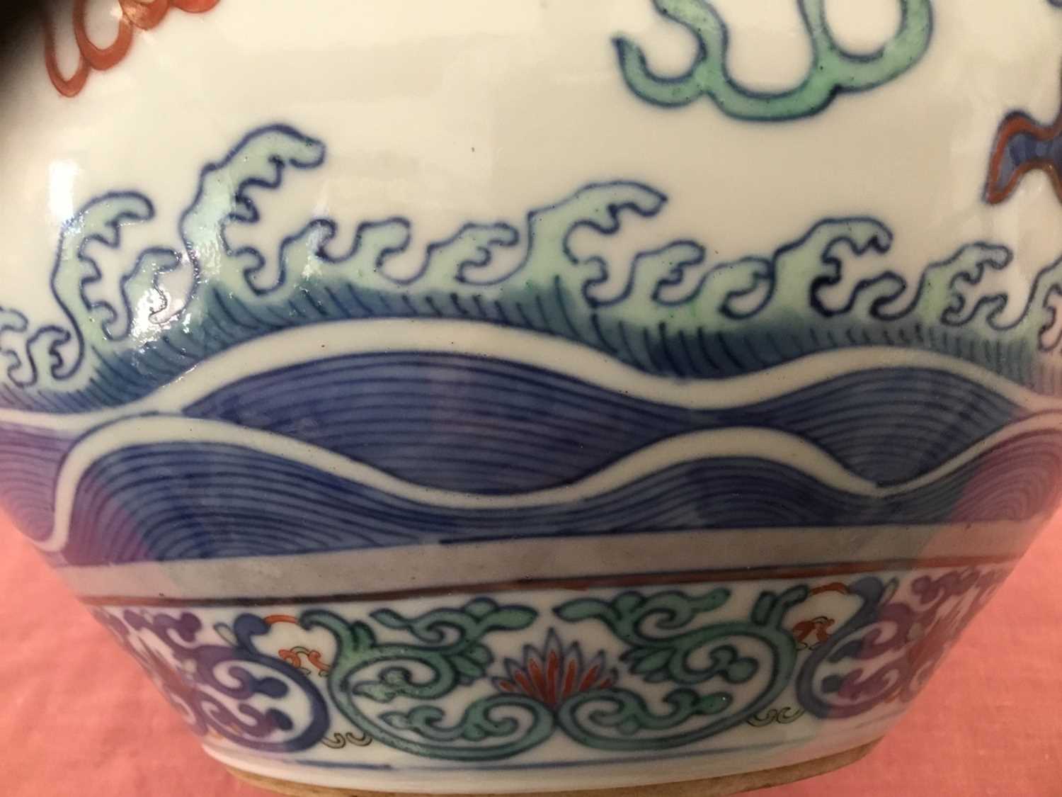 Good quality Chinese porcelain Doucai jar - Image 5 of 6