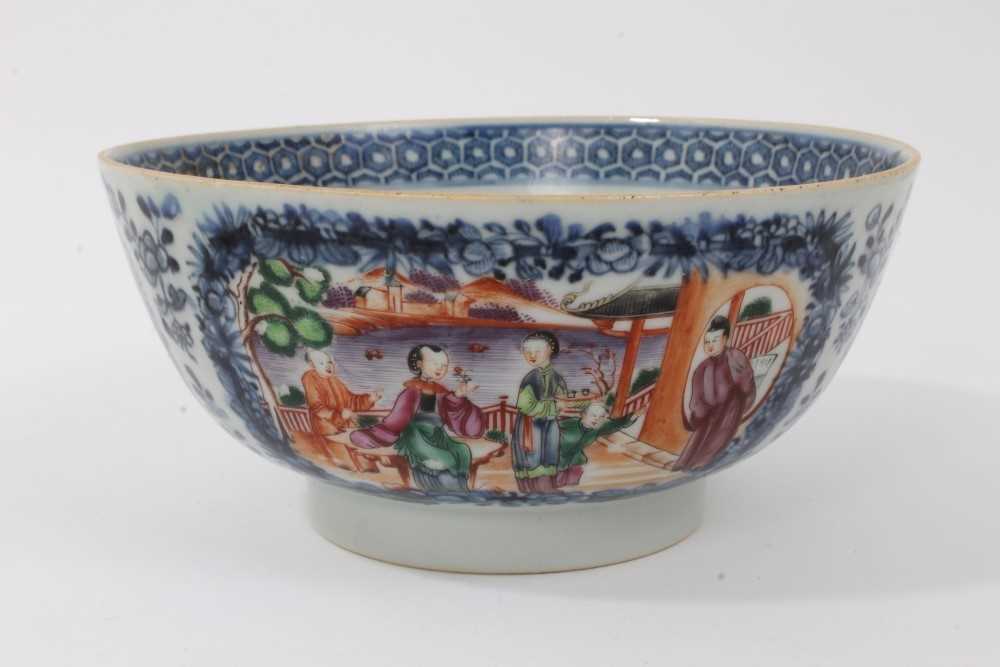 Group of 18th century Chinese porcelain - Image 15 of 28