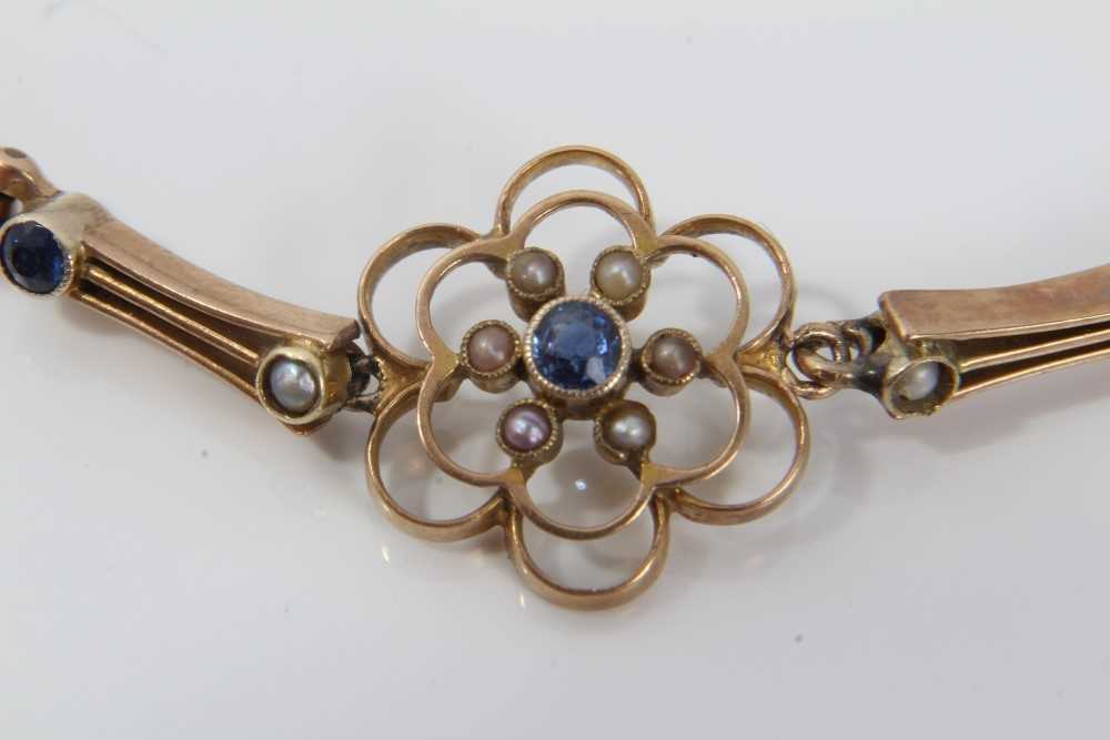 Edwardian 9ct gold bracelet with sapphire and seed pearl openwork panel - Image 2 of 5
