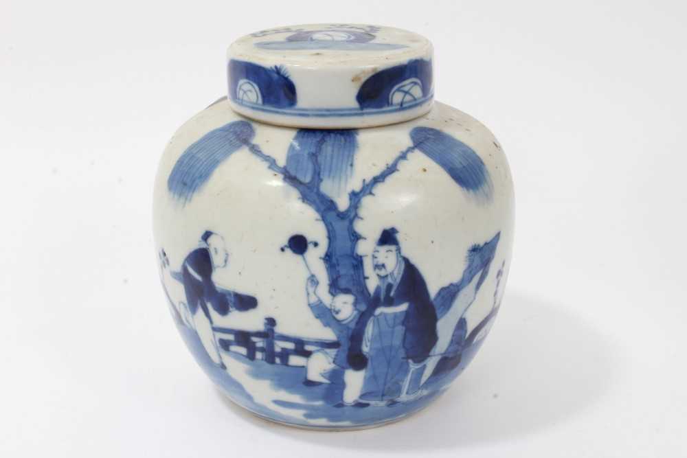 Chinese porcelain items - Image 11 of 23