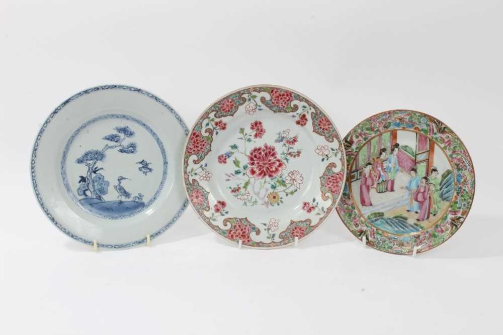 18th century Chinese famille rose porcelain plate, an 18th century Chinese blue and white plate, and