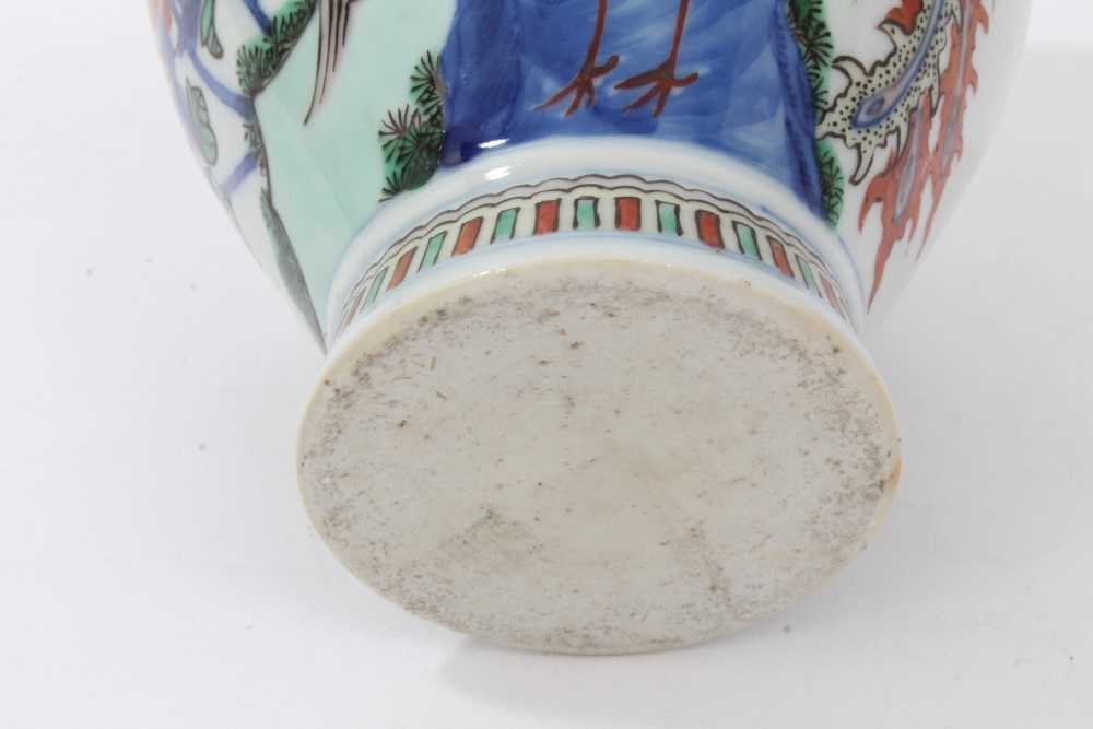 Chinese Wucai vase - Image 8 of 8