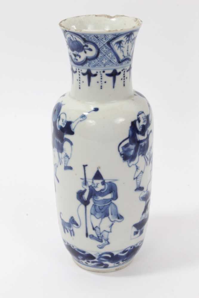 Chinese porcelain items - Image 4 of 23