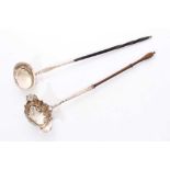 Georgian silver toddy ladle with turned hardwood handle, together with another with horn handle