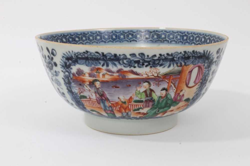 Group of 18th century Chinese porcelain - Image 16 of 28