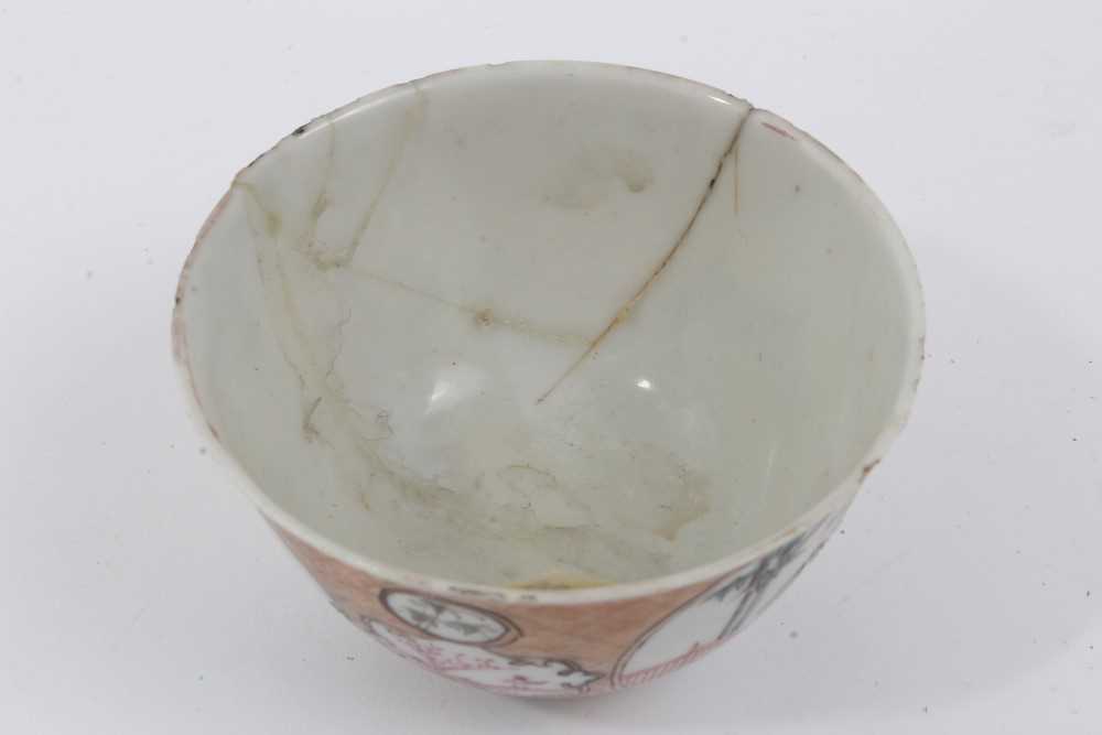 Group of 18th century Chinese porcelain - Image 10 of 28