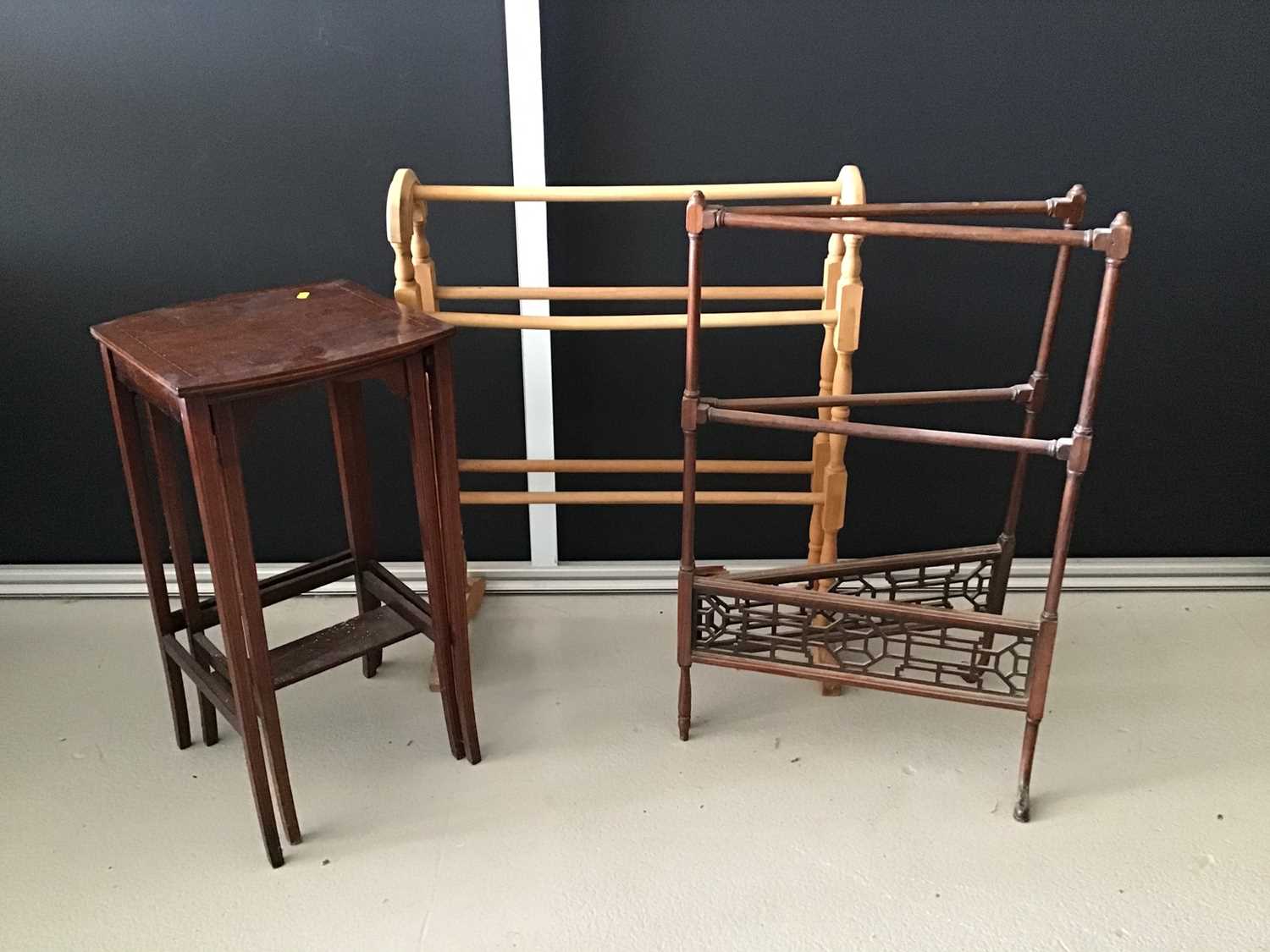 Edwardian mahogany inlaid nest of two table together with two towel rails