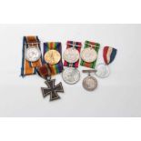 First World War pair comprising War and Victory medals