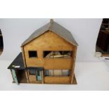 Mid 20th century dolls house and furnishings