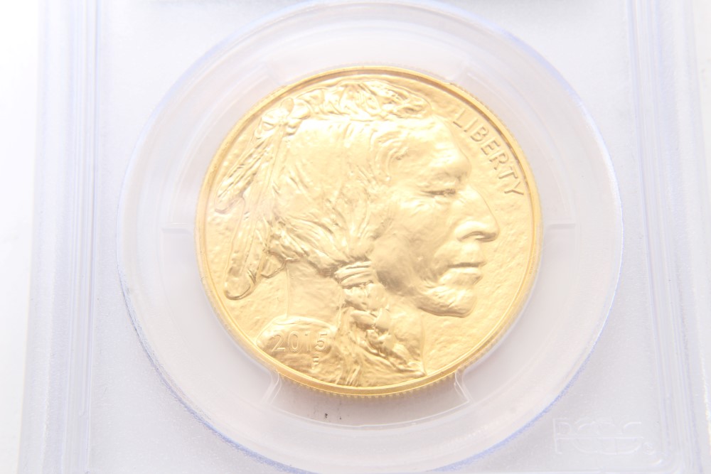 USA - Gold American Buffalo 50 Dollars 1oz fine gold 2015 (N.B. 'First Strike' sealed in plastic cas - Image 4 of 4