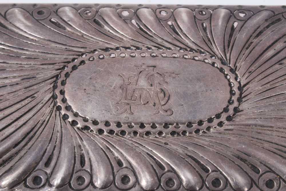 Victorian silver rectangular box - Image 2 of 4