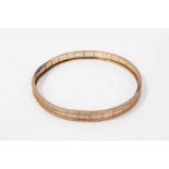 9ct gold bangle