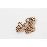 9ct gold abstract design brooch