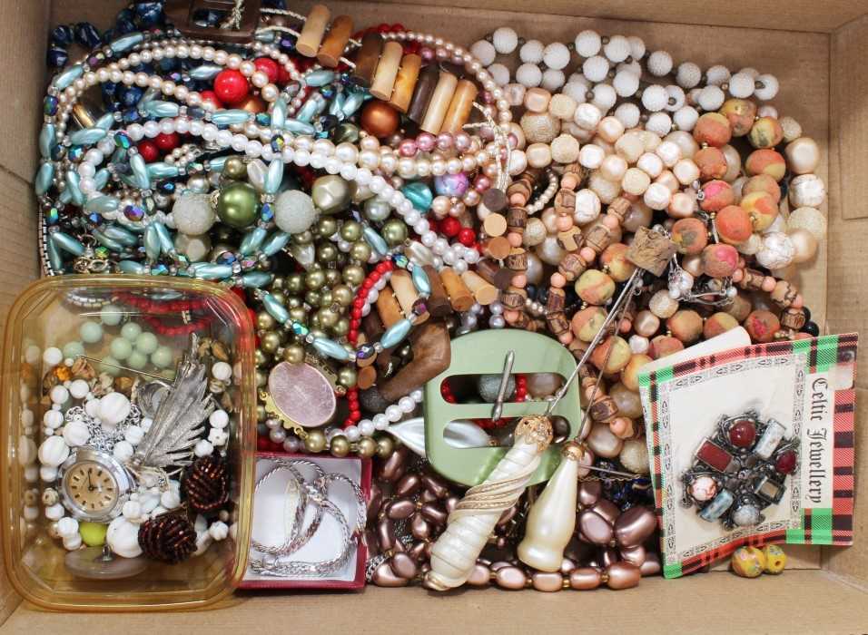 Vintage costume jewellery and bijouterie