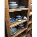 Part service of Keeling & Co tablewares, other ceramics