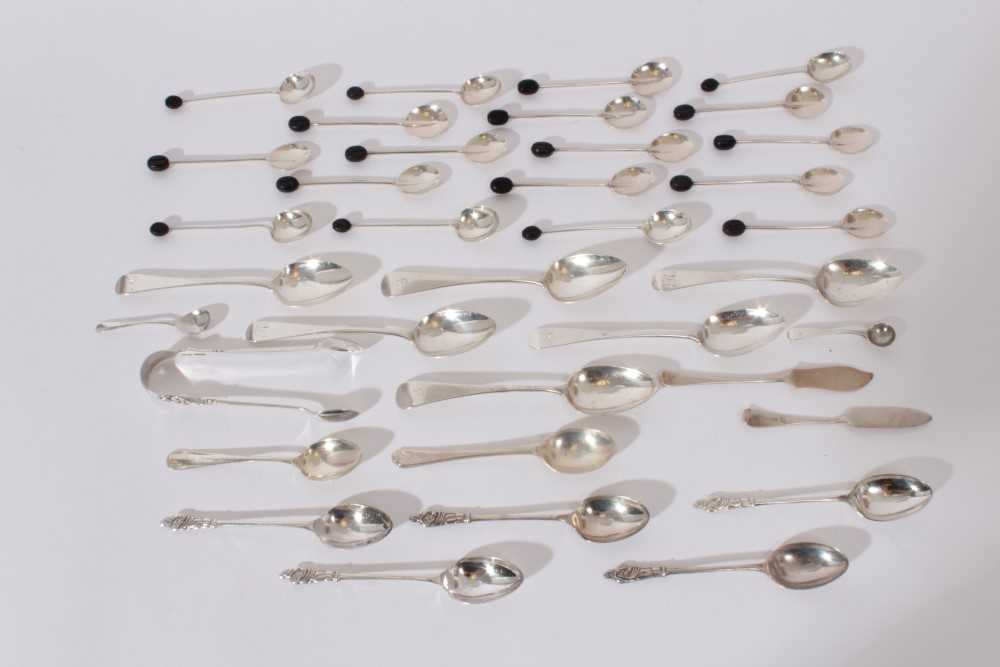 Set of twelve George V silver bean end coffee spoons (Birmingham 1931), maker Adie Brothers, togethe