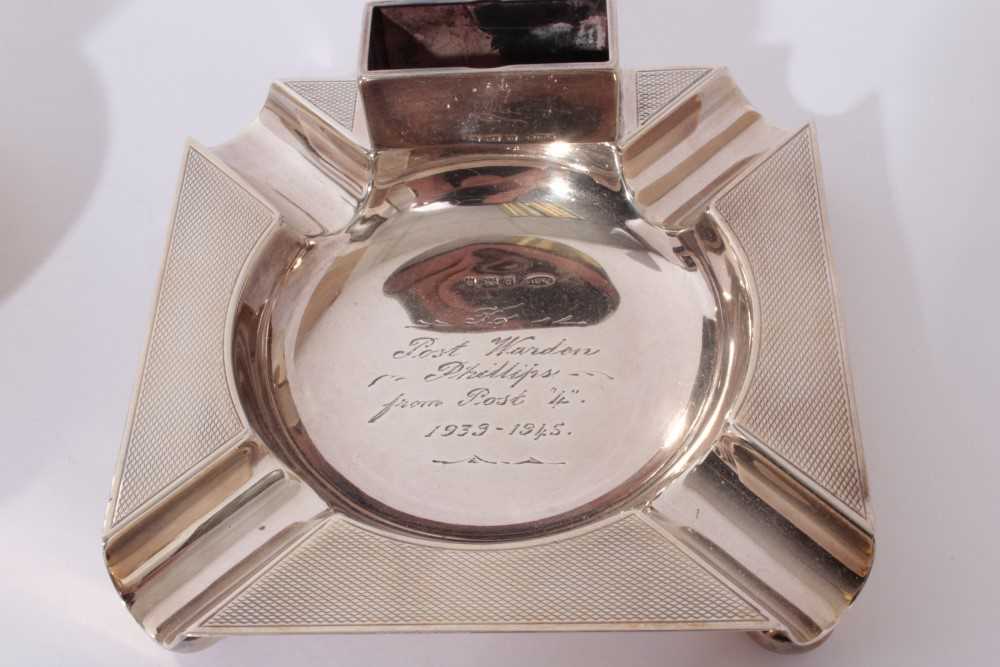 George V Silver Ashtray of square form, with engine turned decoration, integral match box holder and - Image 3 of 7