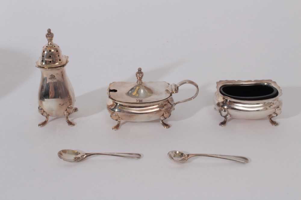 George V Silver three piece cruet set of cauldron form on hoof feet, the salt and mustard with remov - Image 2 of 6